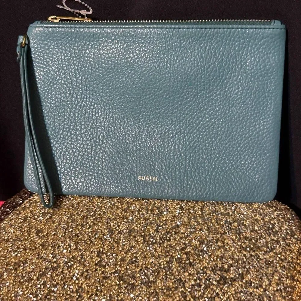 Fossil Women's Blue and Green Wallet-purses